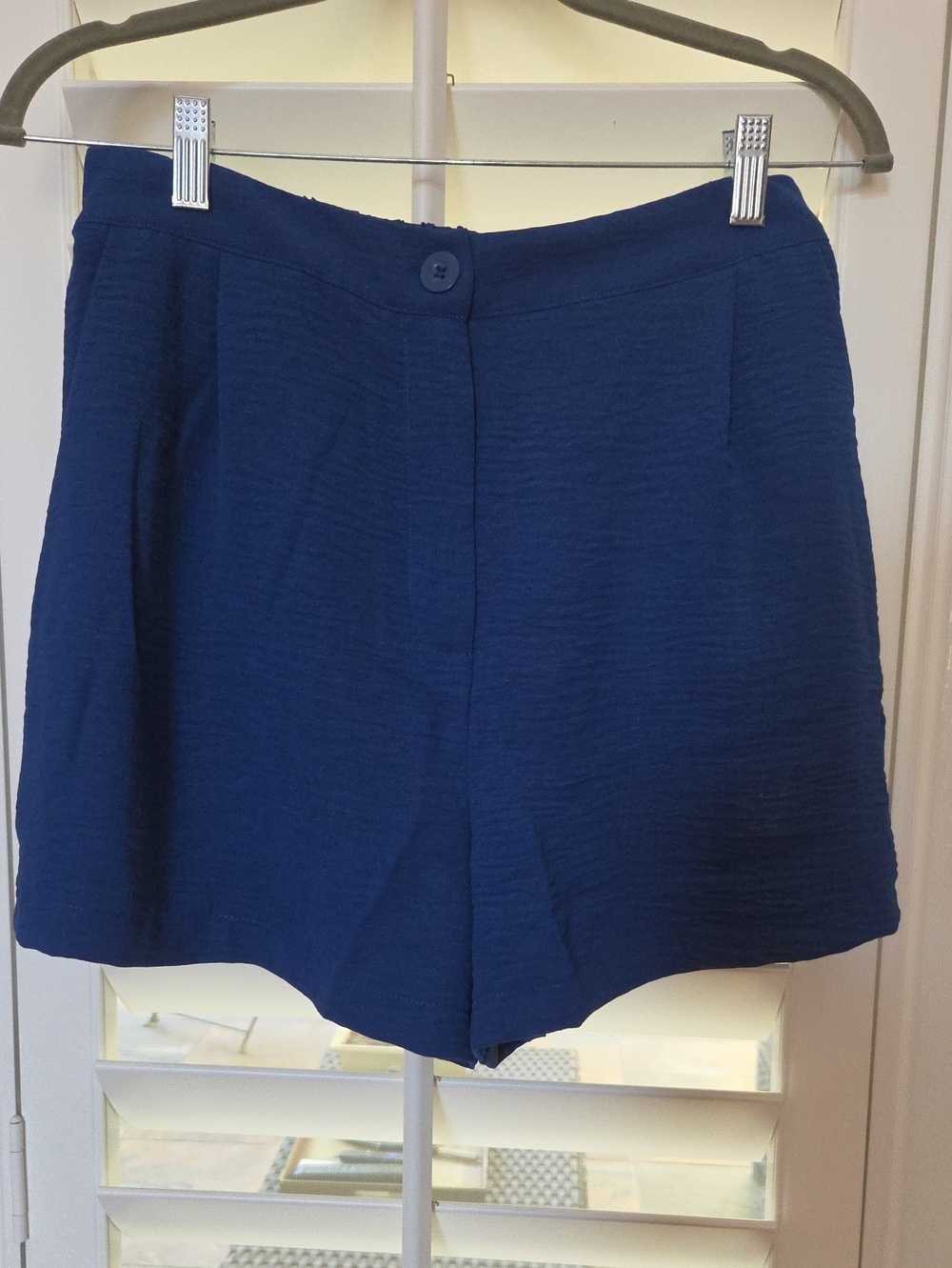 Zenana Large Blue High-Waist Textured Shorts.Woven Airflow QP-7354